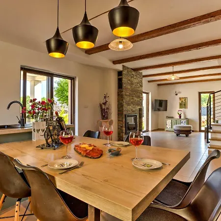 Holiday home Willheim Sveti Ivan Dobrinjski